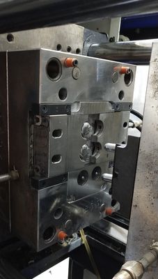 Revestimento feito à máquina plástico de modelagens por injeção dos routeres S136H 718H do aparelho eletrodoméstico